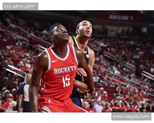 克林特卡佩拉的篮球之路与未来发展潜力分析